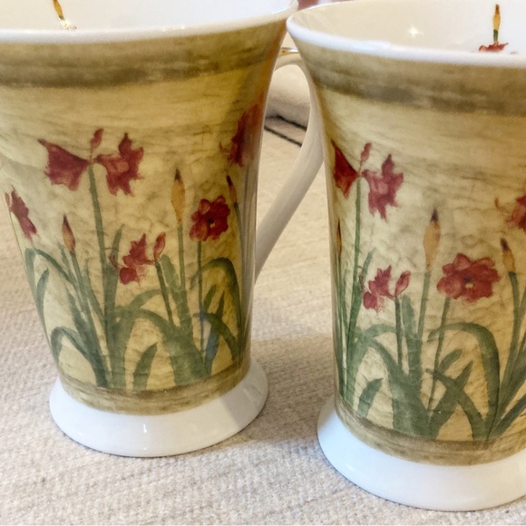 Porcelain Pimpernel Floral Mug Set from Monticello - Picture 4 of 10